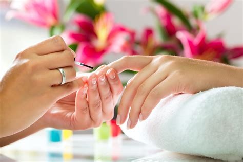 Manicure & Pedicure